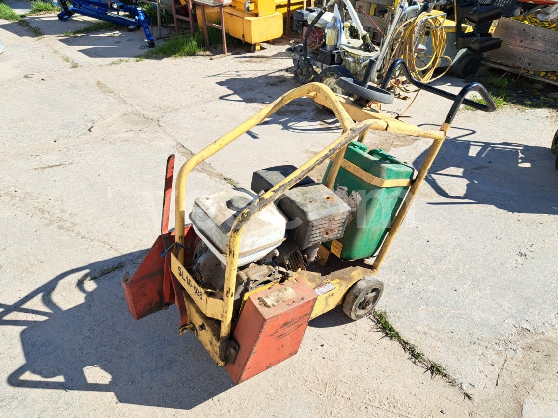 Online aukce:   DYNAPAC ORKA 350/450D