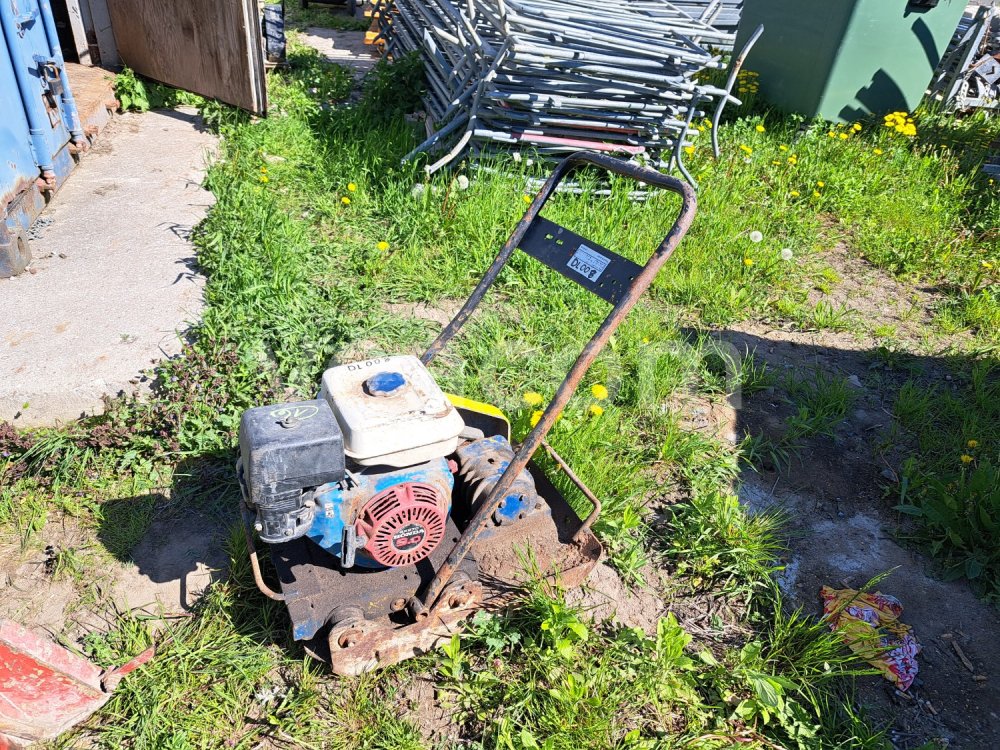 Online aukce:  WEBER VC 18H