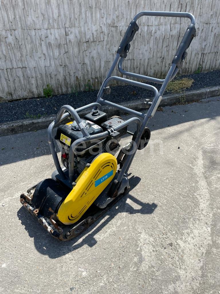 Online aukce:  HUSQVARNA LF75