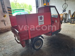 Online auction: PIAGGIO  APE 50