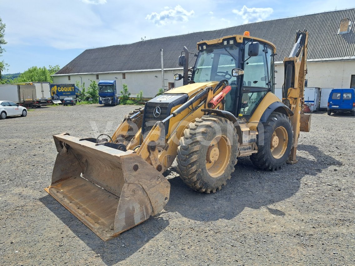 Online auction: CATERPILLAR  444 F