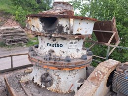 Online árverés:   METSO GP100S