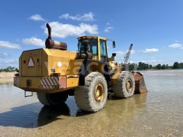 Online aukce: LIEBHERR  L551