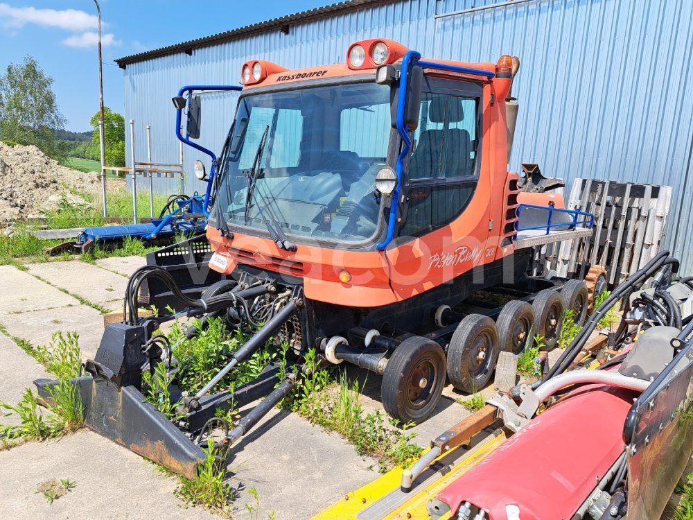Aukcja internetowa:  KASSBOHRER PISTEN BULLY PB 300