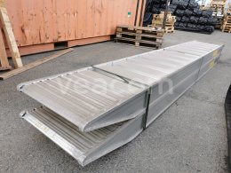 Інтернет-аукціон:  NÁJEZDY DEFINITIVE CLM 181.40.L.SB