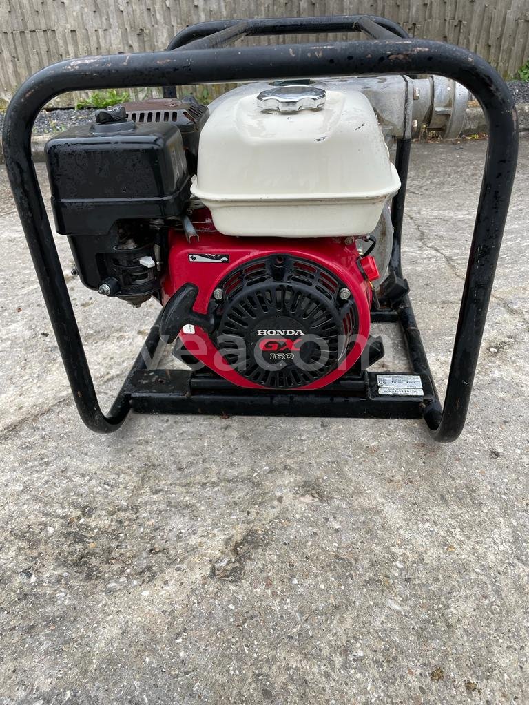 Online auction: HONDA  WT20 X