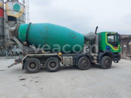 Online aukce: IVECO  TRAKKER 410 8X4