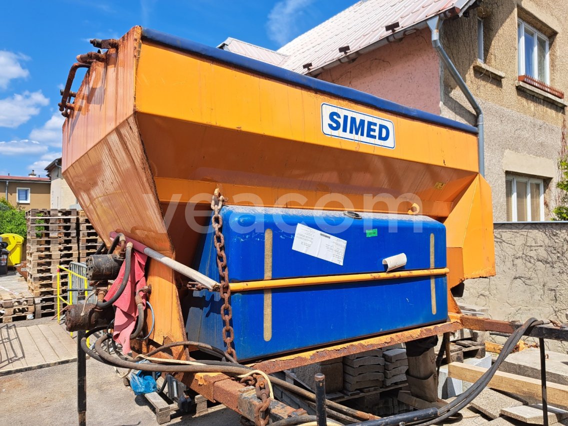 Online aukce:   SIMED SVS