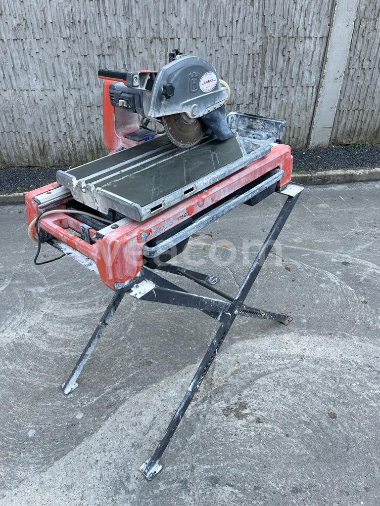Online aukce:   HUSQVARNA TS 60