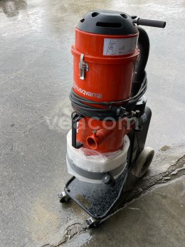 Online aukce:   HUSQVARNA S13