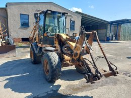 Aukcja internetowa: CASE  321 E