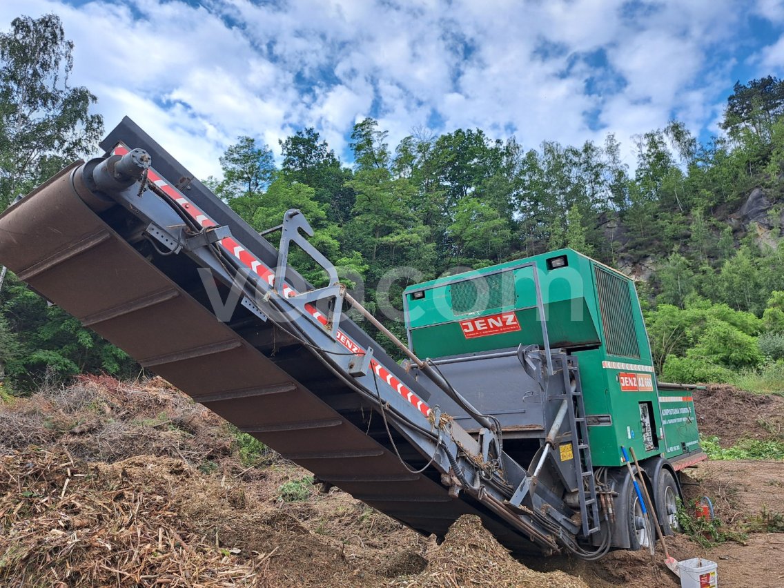 Online auction:   JENZ AZ 660