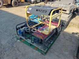 Online auction:   4X CENTRÁLA + 2X RÁM NA CENTRÁLU
