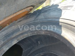 Online auction:   4X PNEU 23,5-25