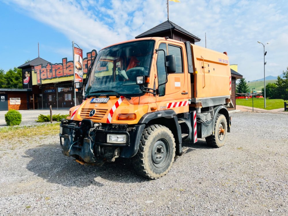 Online aukce: MERCEDES-BENZ  UNIMOG U300 4X4