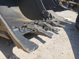 Online aukce:   LŽÍCE - ZUBATÝ PODKOP 61 CM