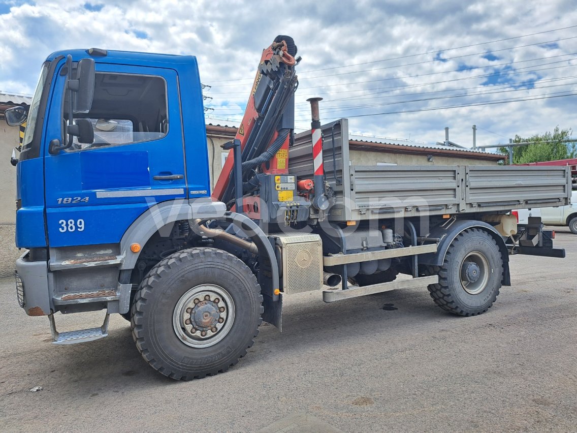 Online-Versteigerung: MERCEDES-BENZ  AXOR 1824 AK, 4X4