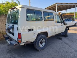 Aukcja internetowa: TOYOTA  LAND CRUISER LC 78 4X4
