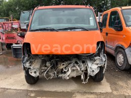 Online auction: RENAULT  MASTER