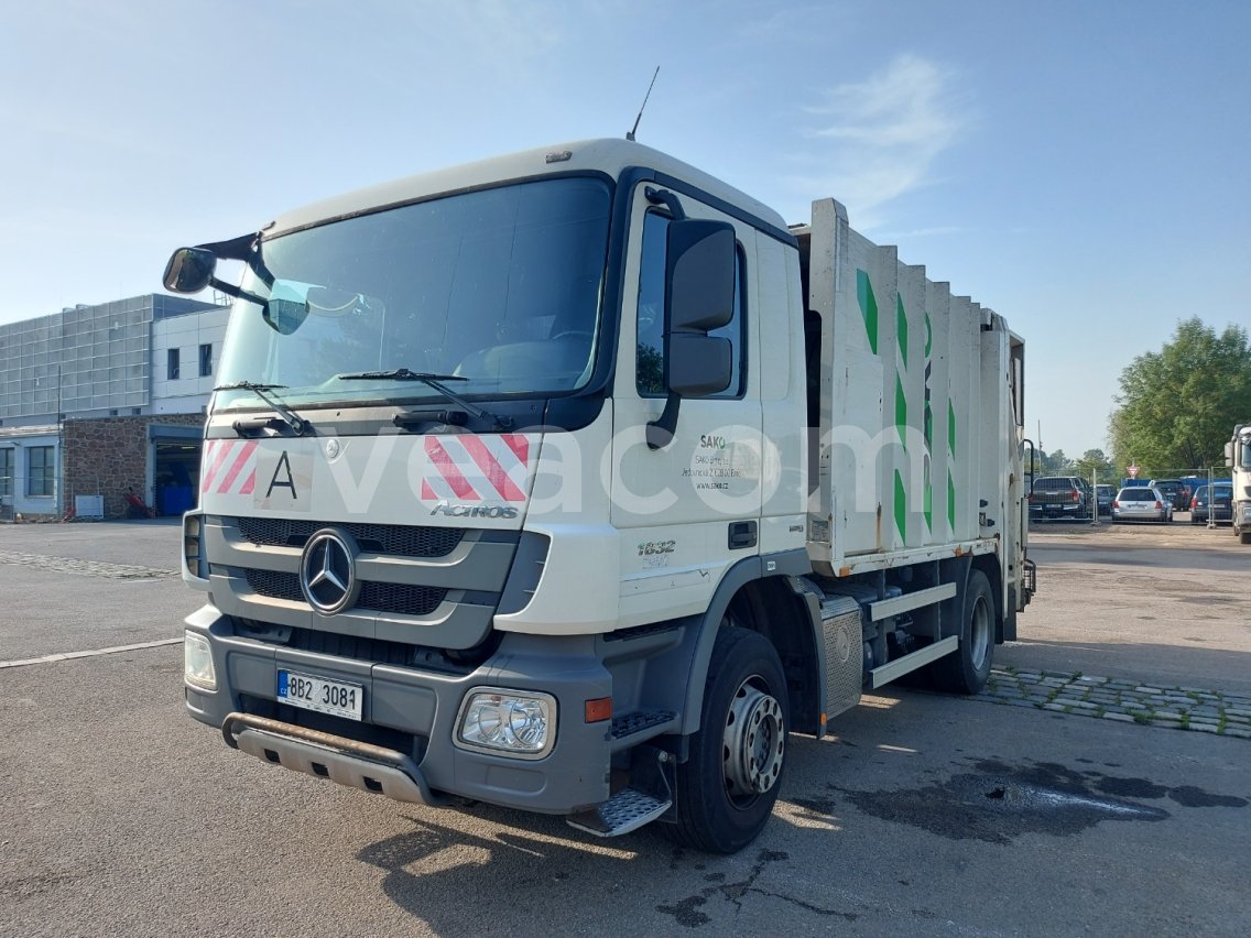 Aukcja internetowa: MERCEDES-BENZ  ACTROS 1832 L