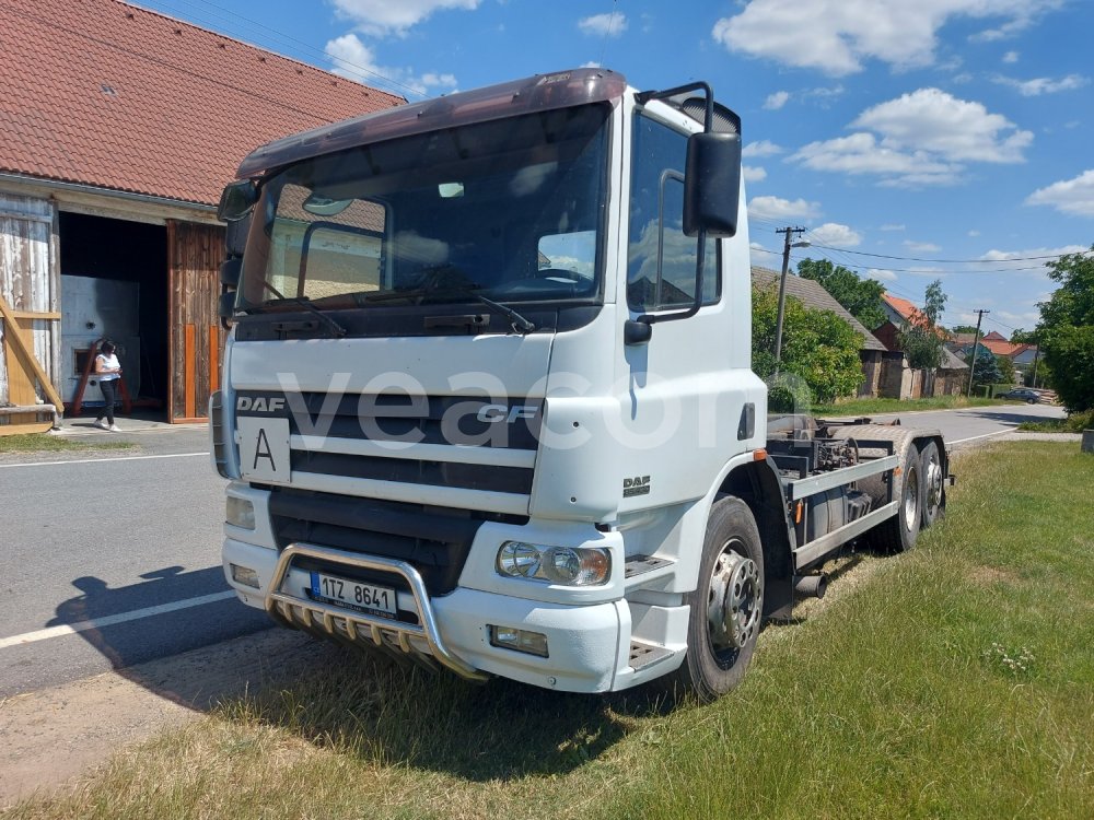 Online aukce: DAF  FAN CF75, 6X2