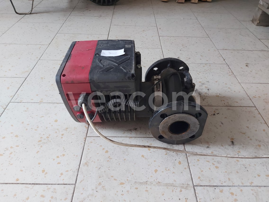 Online aukce:   ČERPADLO GRUNDFOS MAGNA 3 50-80F240 (2)