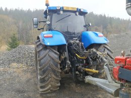 Online aukce: NEW HOLLAND  T7.270 + Pichon TCI 18500