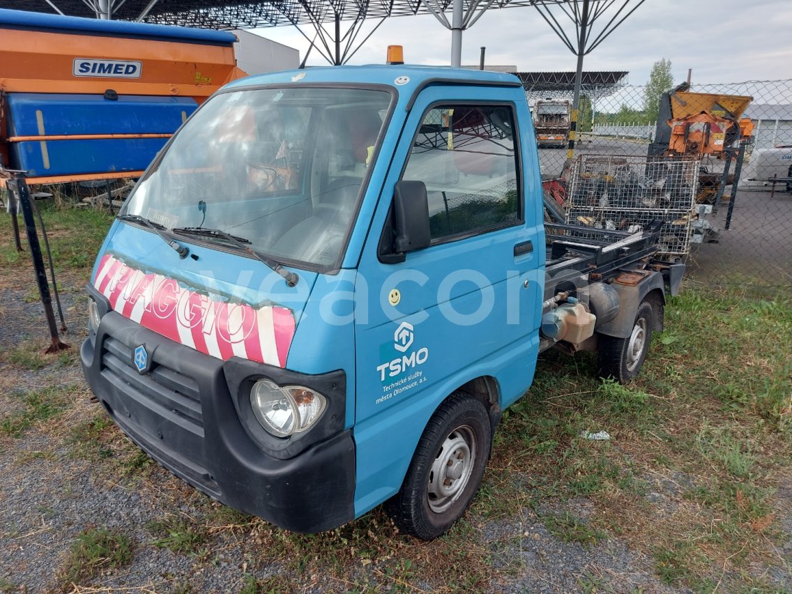 Online árverés: PIAGGIO  QUARGO