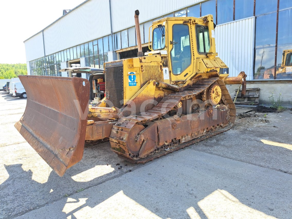 Online aukce: CATERPILLAR  D5H