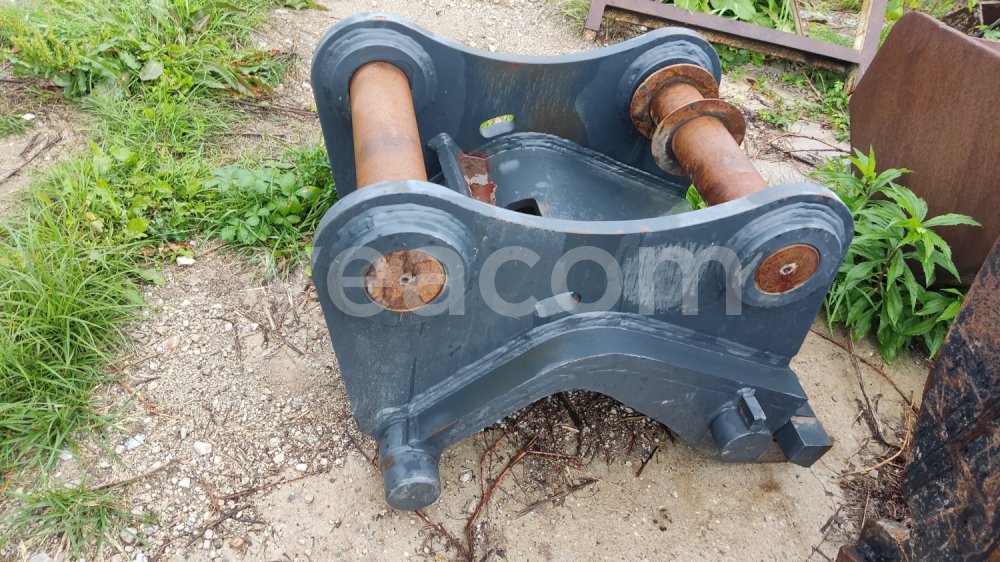 Online auction:  UPÍNACÍ DESKA PRO CAT 336