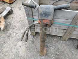Online aukce:   SET 5X PNEUMATICKYCH BOURACICH KLADIV