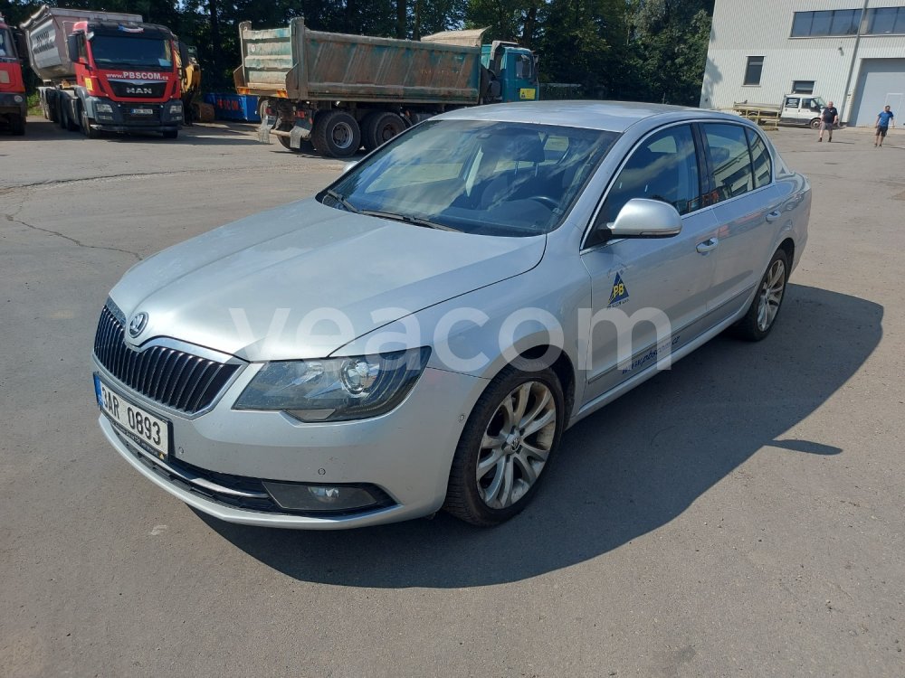Online aukce: ŠKODA  SUPERB