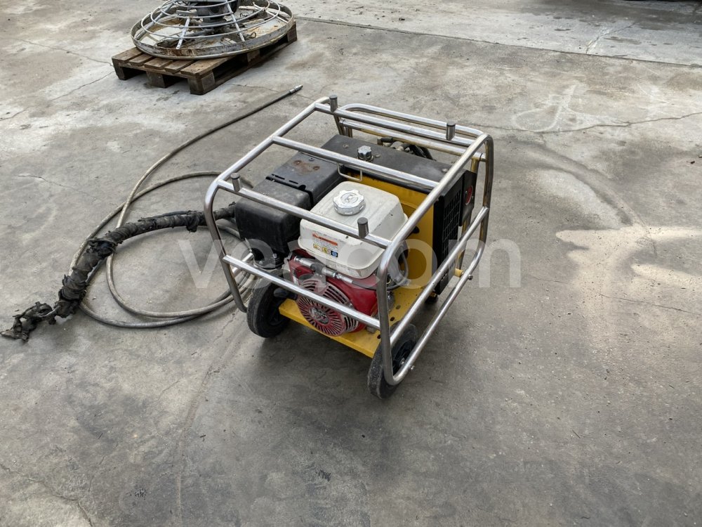 Online aukce: ATLAS COPCO LP13-30P + příslušenství