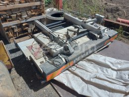 Online aukce:   HYDRAULICKÉ ČELO Z IVECA