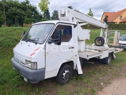 Online-Versteigerung: NISSAN  TRADE MP12
