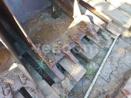 Online aukce:   PODKOPOVÁ LŽÍCE 60 CM ZUBY