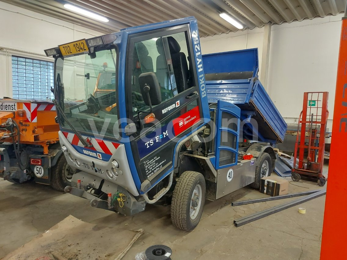 Online auction:   KIEFER BOKIMOBIL HY1252