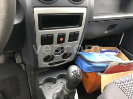 Online aukce: DACIA  Logan