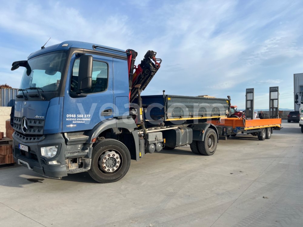 Online auction: MB  AROCS 1835K + HR