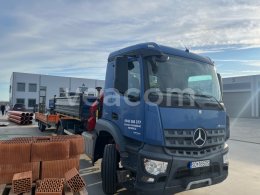 Online aukce: MB  AROCS 1835K + HR