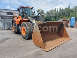 Online aukce: DOOSAN  DL450