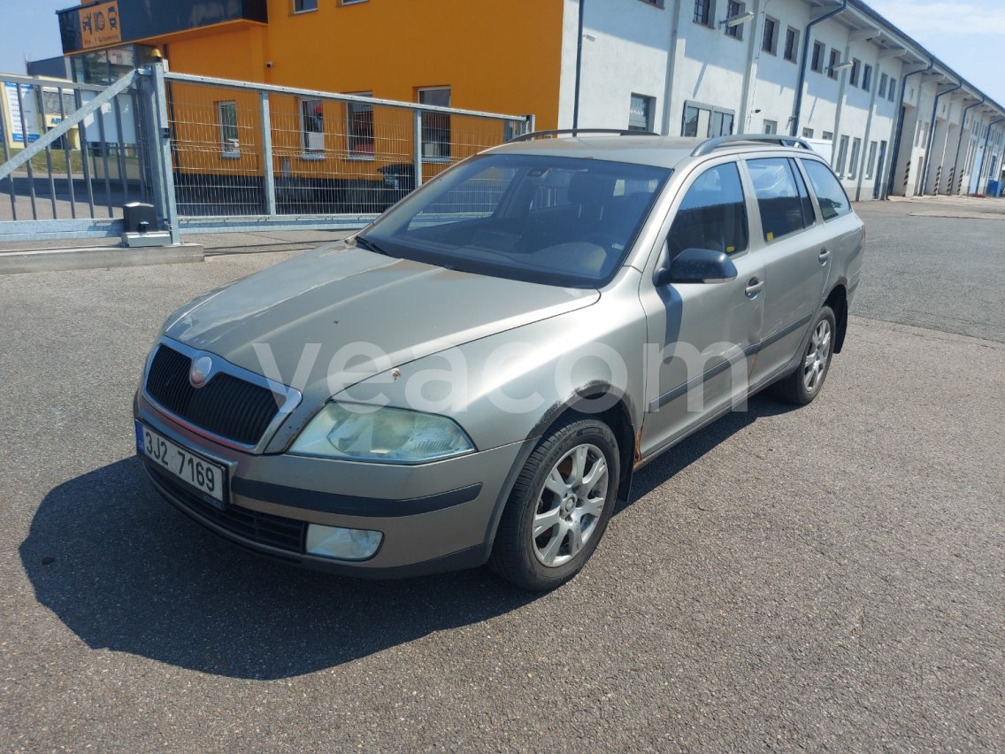 Online aukce: ŠKODA  OCTAVIA