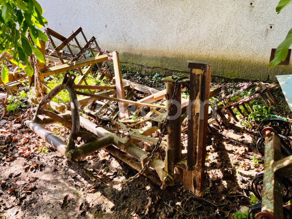 Online auction:  BRÁNY