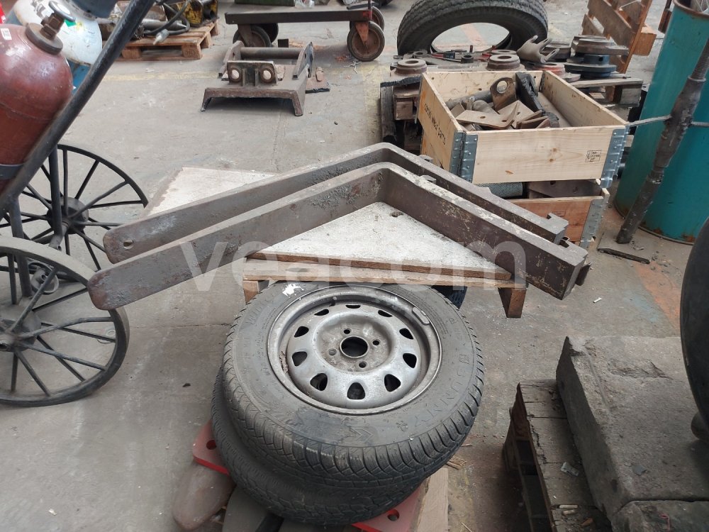 Online auction:  MANIPULAČNÍ VIDLE