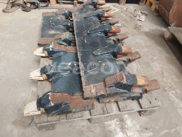 Online aukce:   BŘIT 120 CM CAT