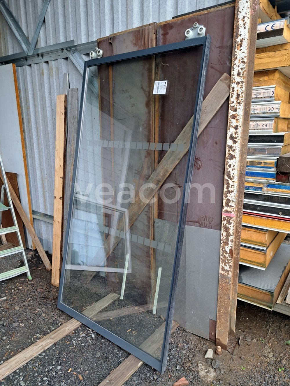 Online auction:  GU