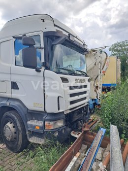 Online aukce: SCANIA  R 420 8X2
