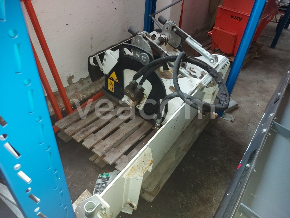 Online auction:  SIMEX PL 3515