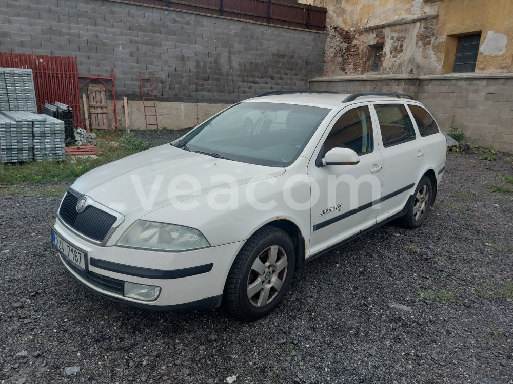 Online auction: ŠKODA  OCTAVIA