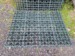 Online árverés:   DESKY ECORASTER E 50 41 KUSŮ